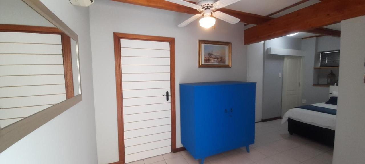 Impala Suite -Entire Unit- 2 Bedroom With 1 Ensuite Bathroom 레이디스미스 외부 사진